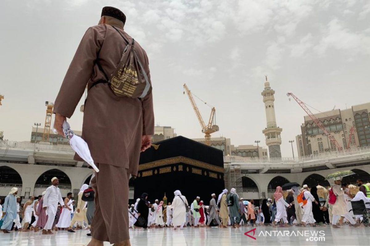 Bayangan Kakbah kembali menghilang jelang waktu Zuhur