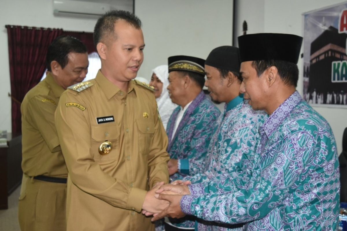 Permintaan Bupati pada JCH dari Kabupaten Gunung Mas