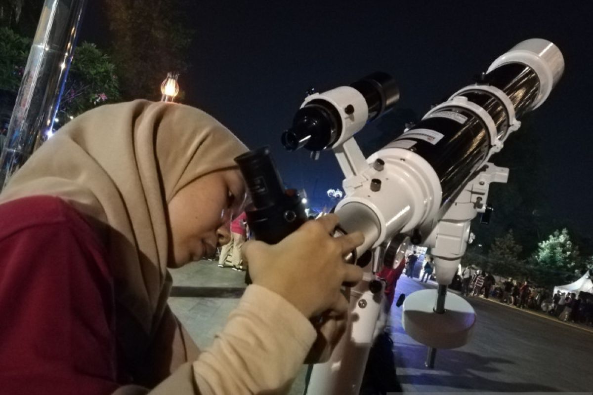 Planetarium Jakarta targetkan 500 pengunjung tonton gerhana bulan