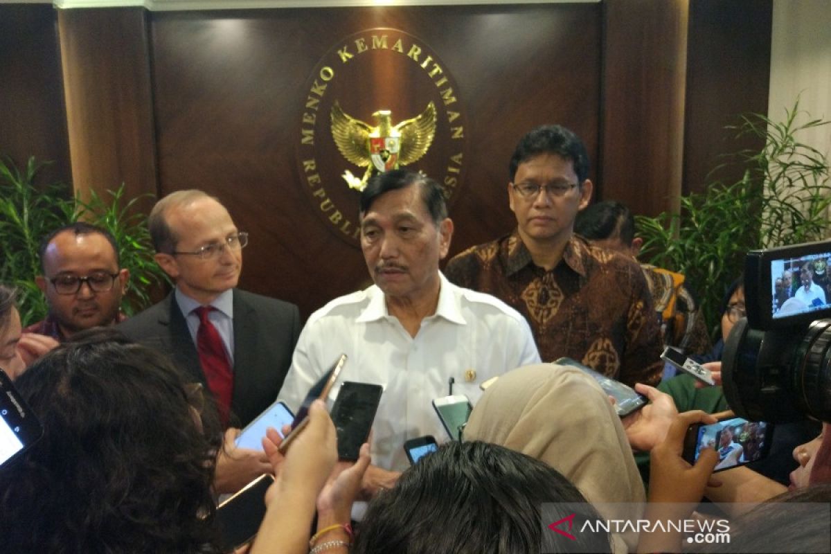 Soal tiket pesawat, Luhut akan pelajari laporan INACA ke Ombudsman