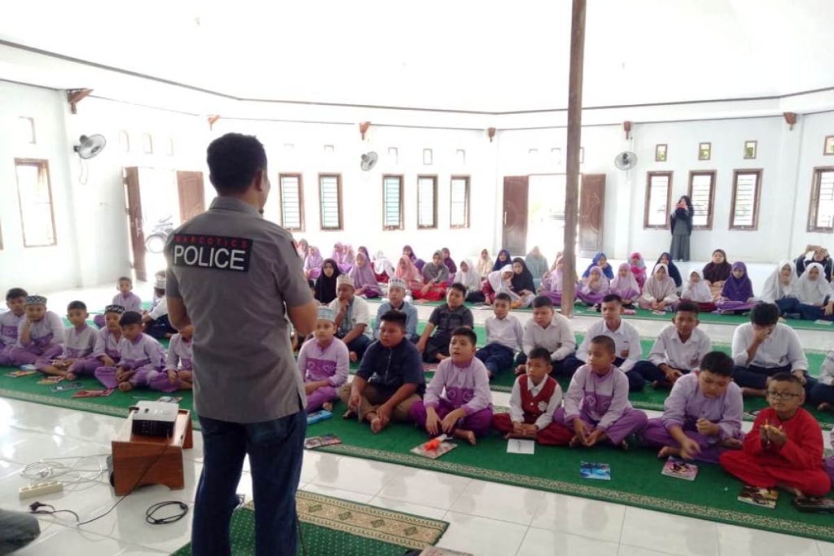 Polres Nabire gelar penyuluhan narkoba di kalangan pelajar SD-SMP