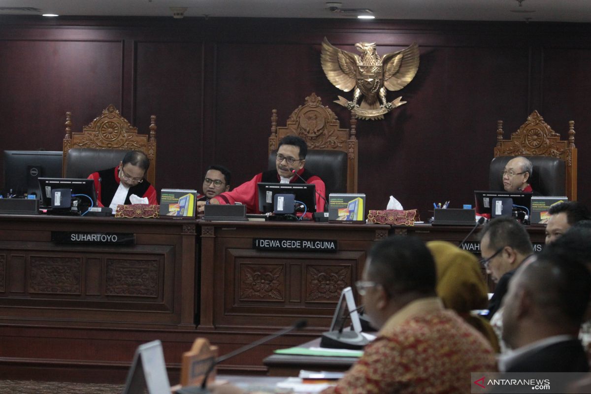 Sidang Pileg, KPU sebut gugatan Farouk soal foto sepihak