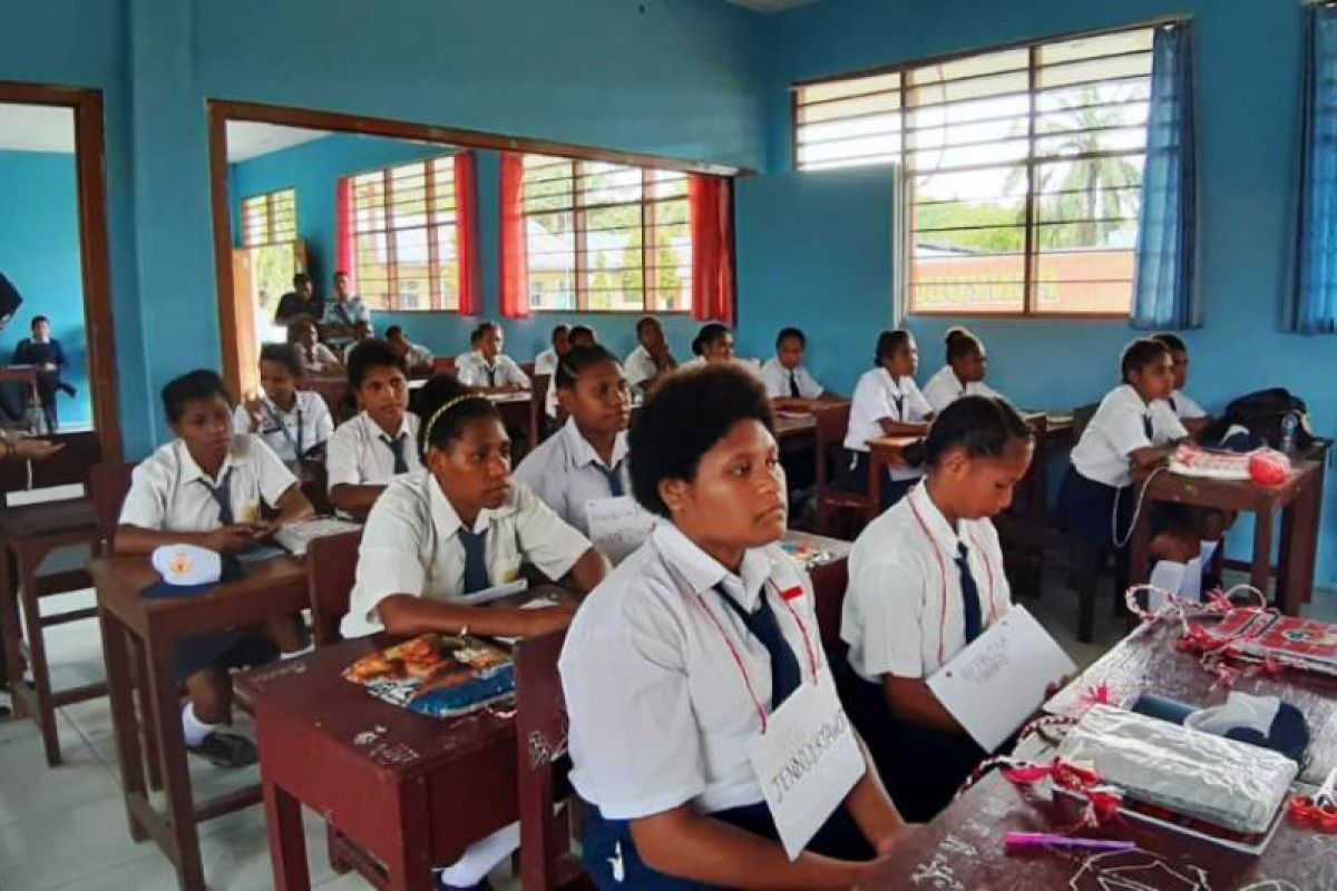 Kanwil Kemenkumham Papua ajak pelajar di perbatasan RI-PNG jauhi narkoba