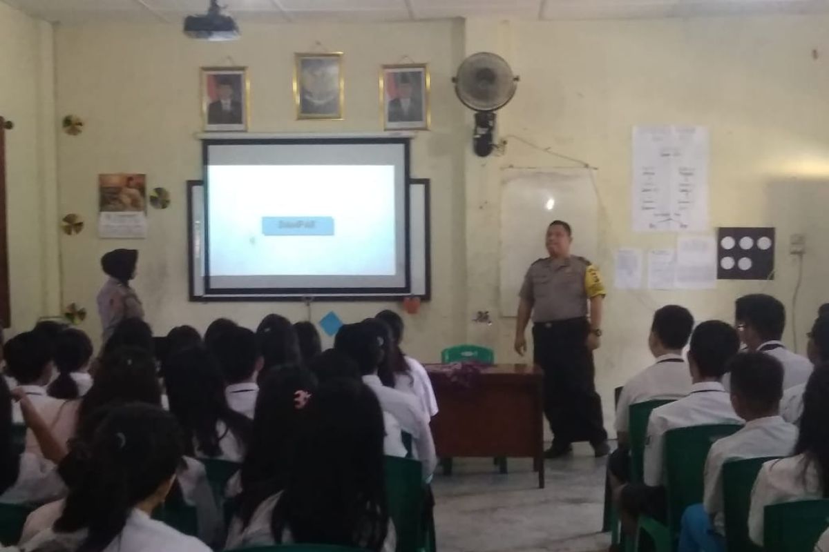 Polisi sosialisasikan "stop bullying" di sekolah