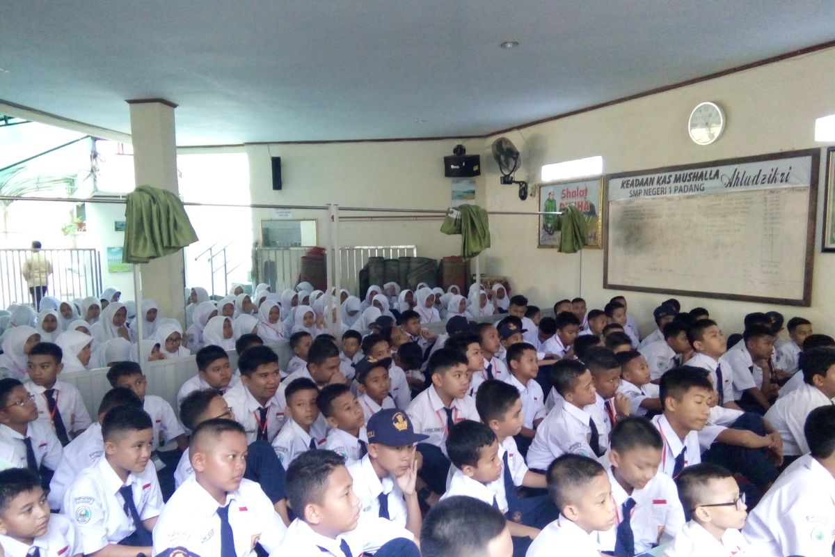 Hafal Al Quran, enam siswa lolos SMPN 1 Padang lewat jalur prestasi