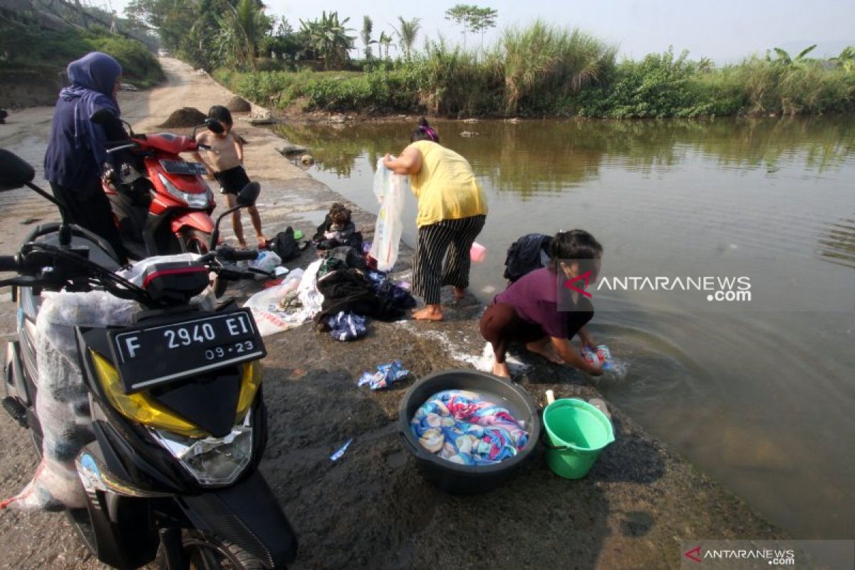 Sumur warga kering akibat kemarau