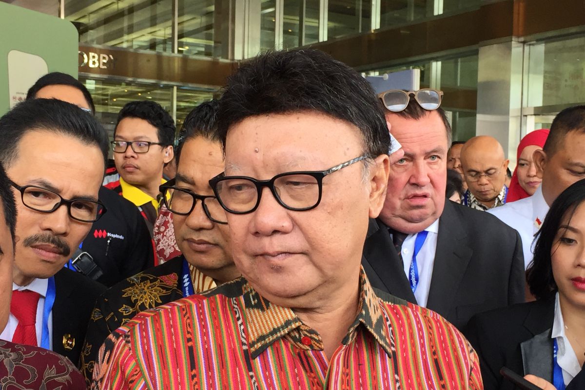 Mendagri sebut Wali Kota Tangerang tidak etis, terkait perseteruan Menkumham dan Arief R