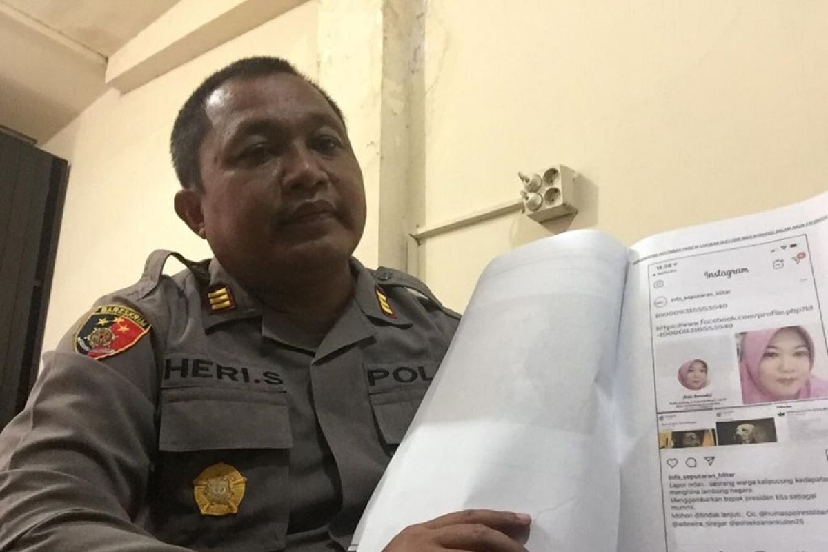 Polisi Blitar tahan seorang ibu terkait kasus penghinaan presiden