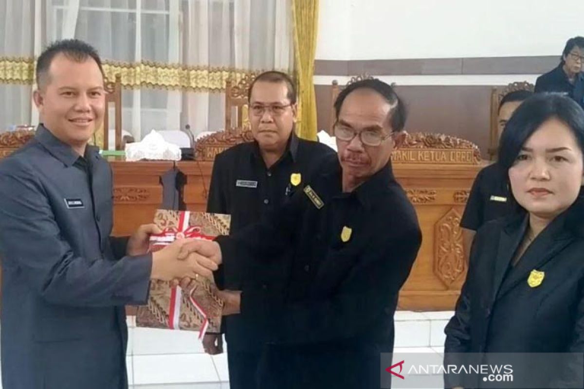 Bupati Gunung Mas sampaikan rancangan perubahan APBD 2019