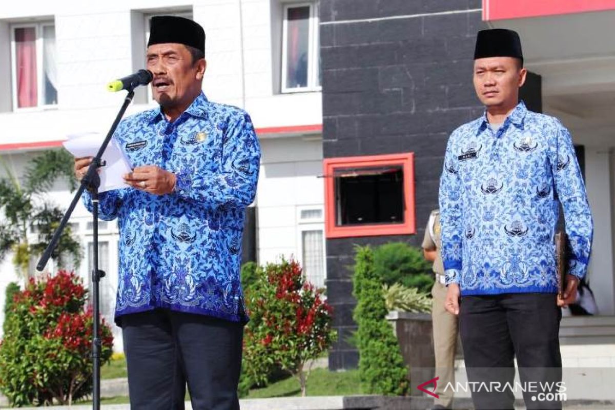 Bupati Tapanuli Selatan pinta ASN tingkatkan etos kerja