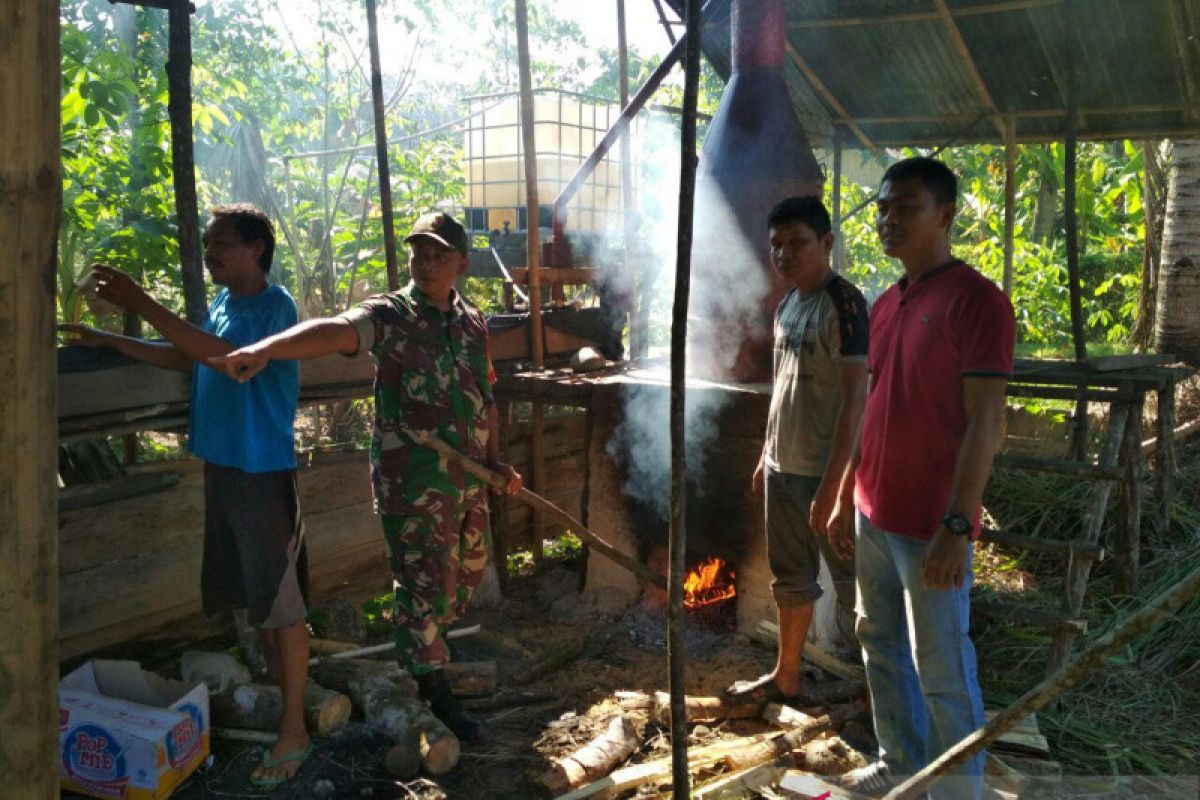 Minyak serai, produk tradisional khas pedalaman Riau