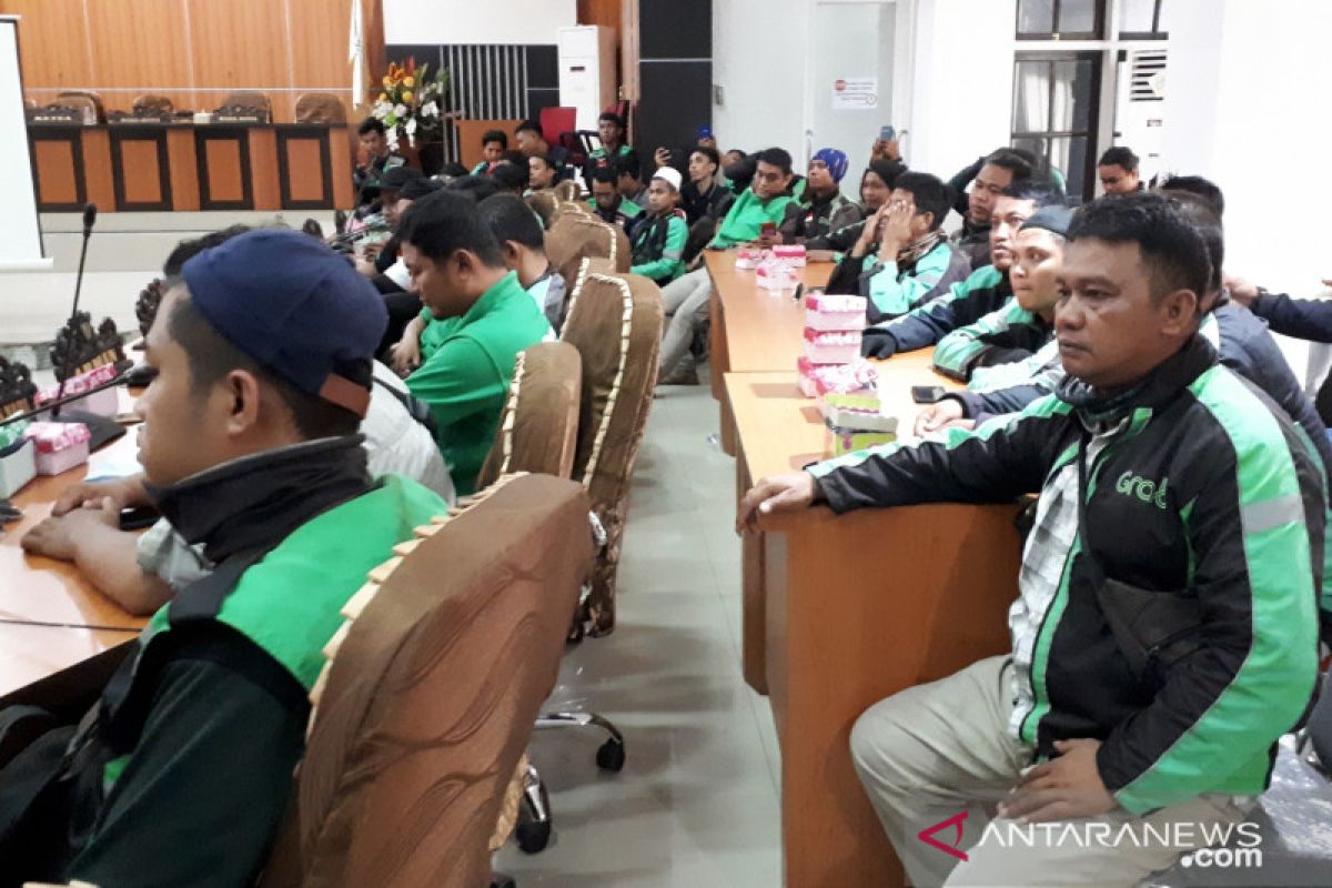 DPRD desak Pemkot Palu berlakukan tarif ojol secara manusiawi