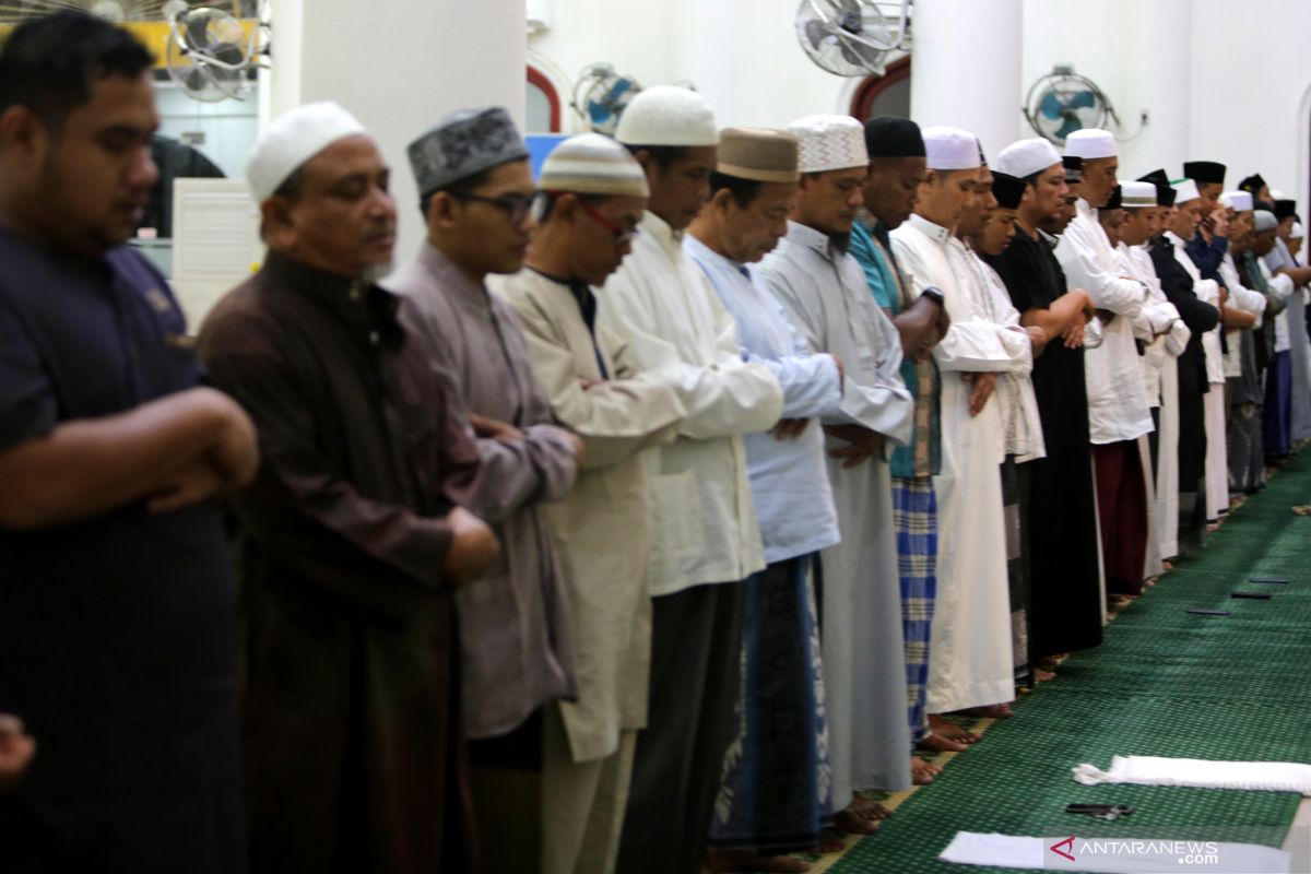 Pemkab Kubu Raya gelar shalat gerhana