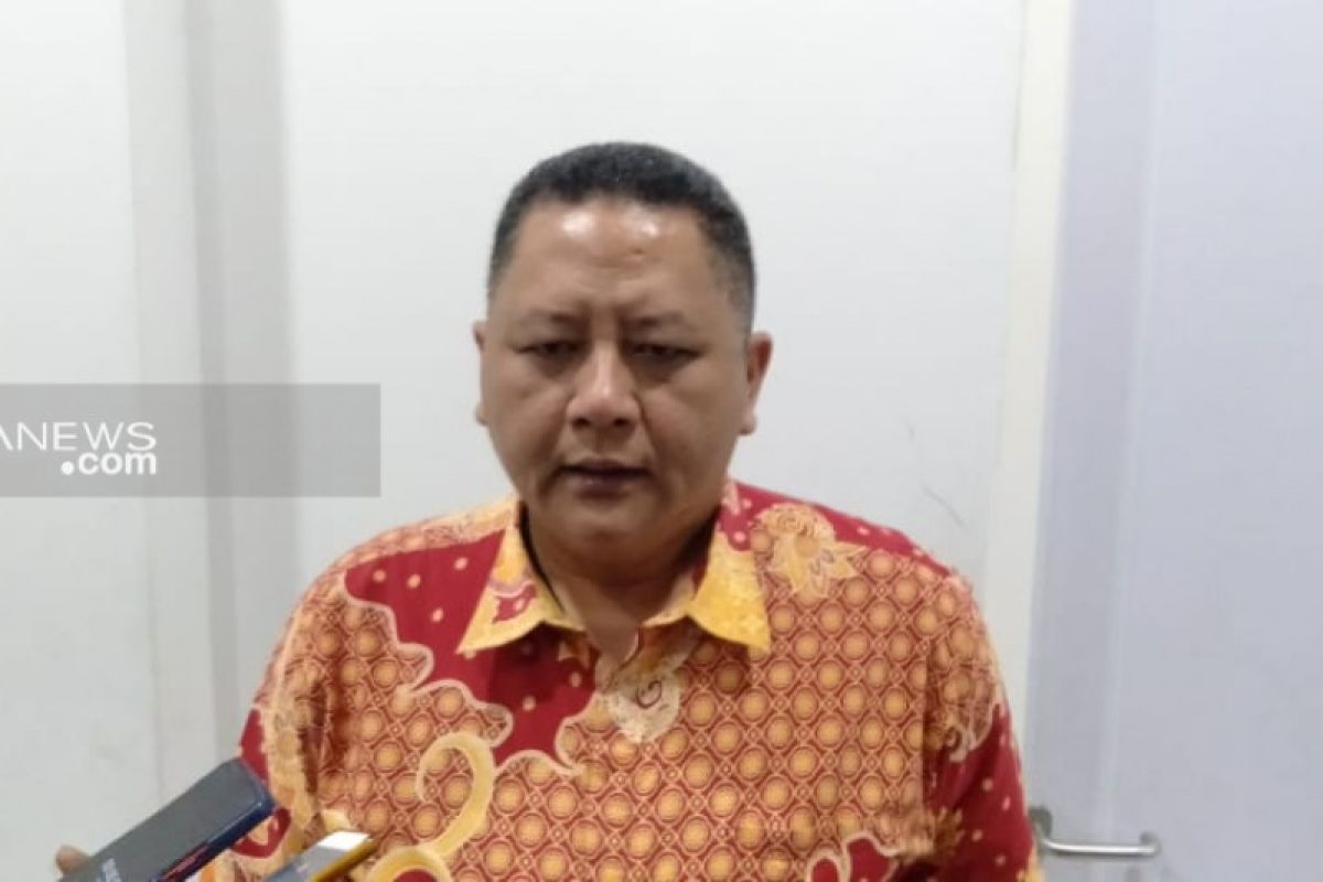 Ketua Bawaslu Surabaya diberhentikan dari jabatannya