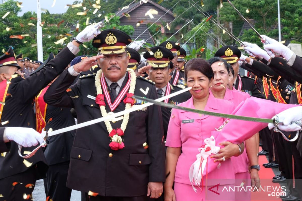 Kapolda Maluku pimpin wisuda purnabakti 32 personel