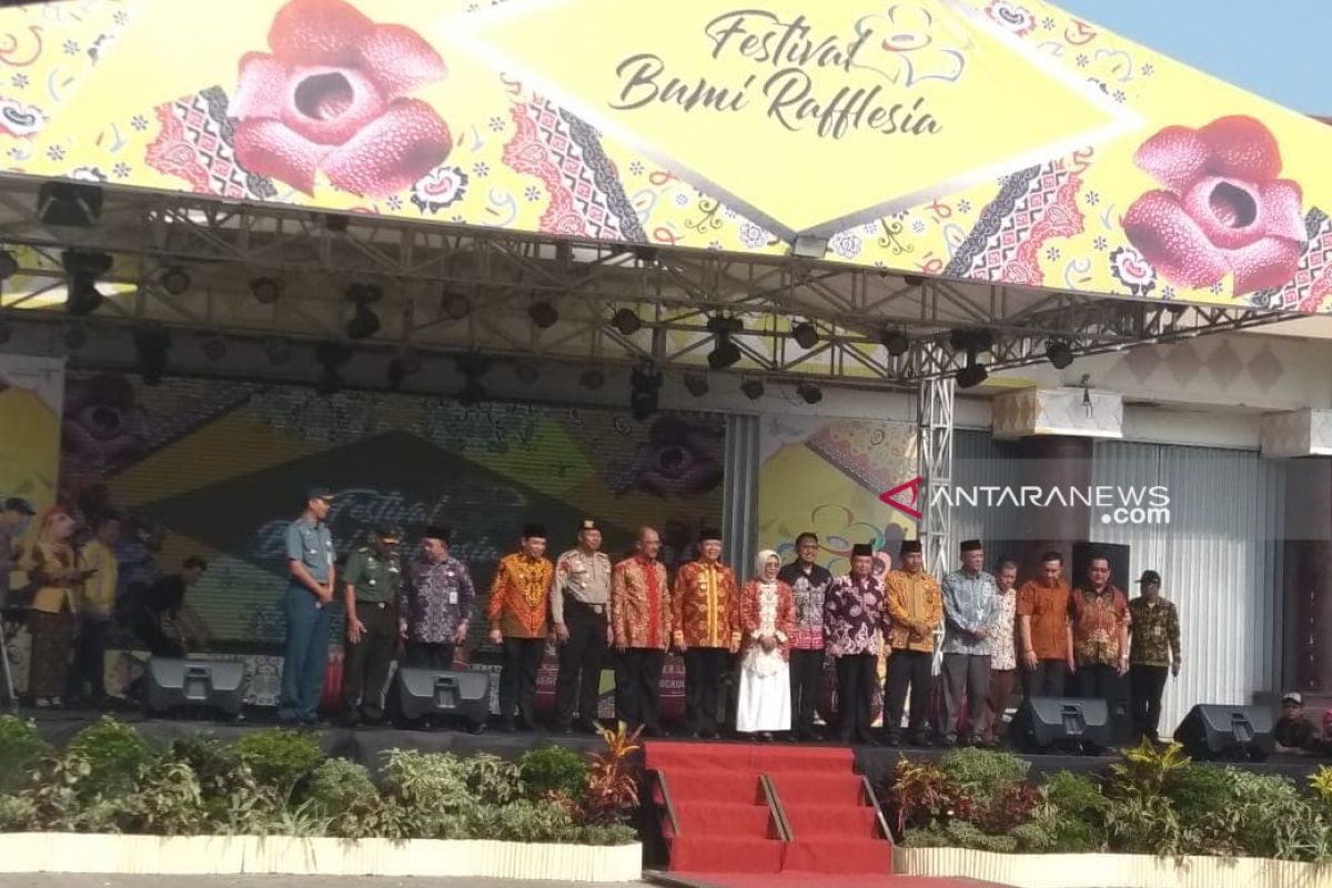 Festival Bumi Rafflesia di Bengkulu