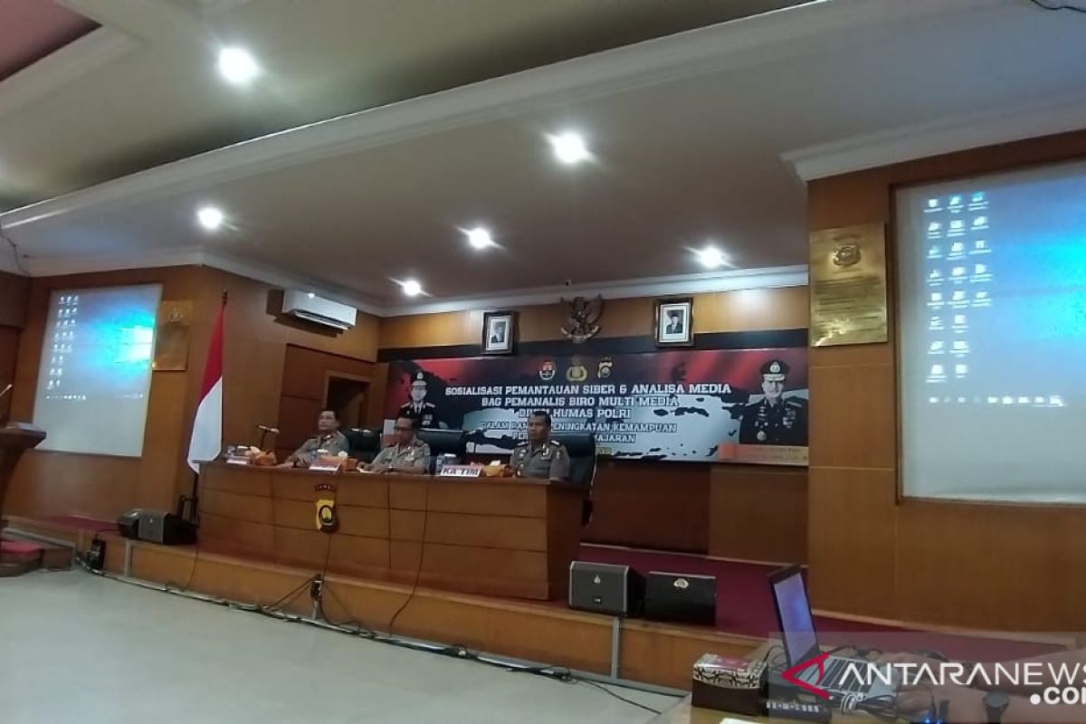 Divisi Humas Polri sosialisasi multi media di Mapolda Jambi