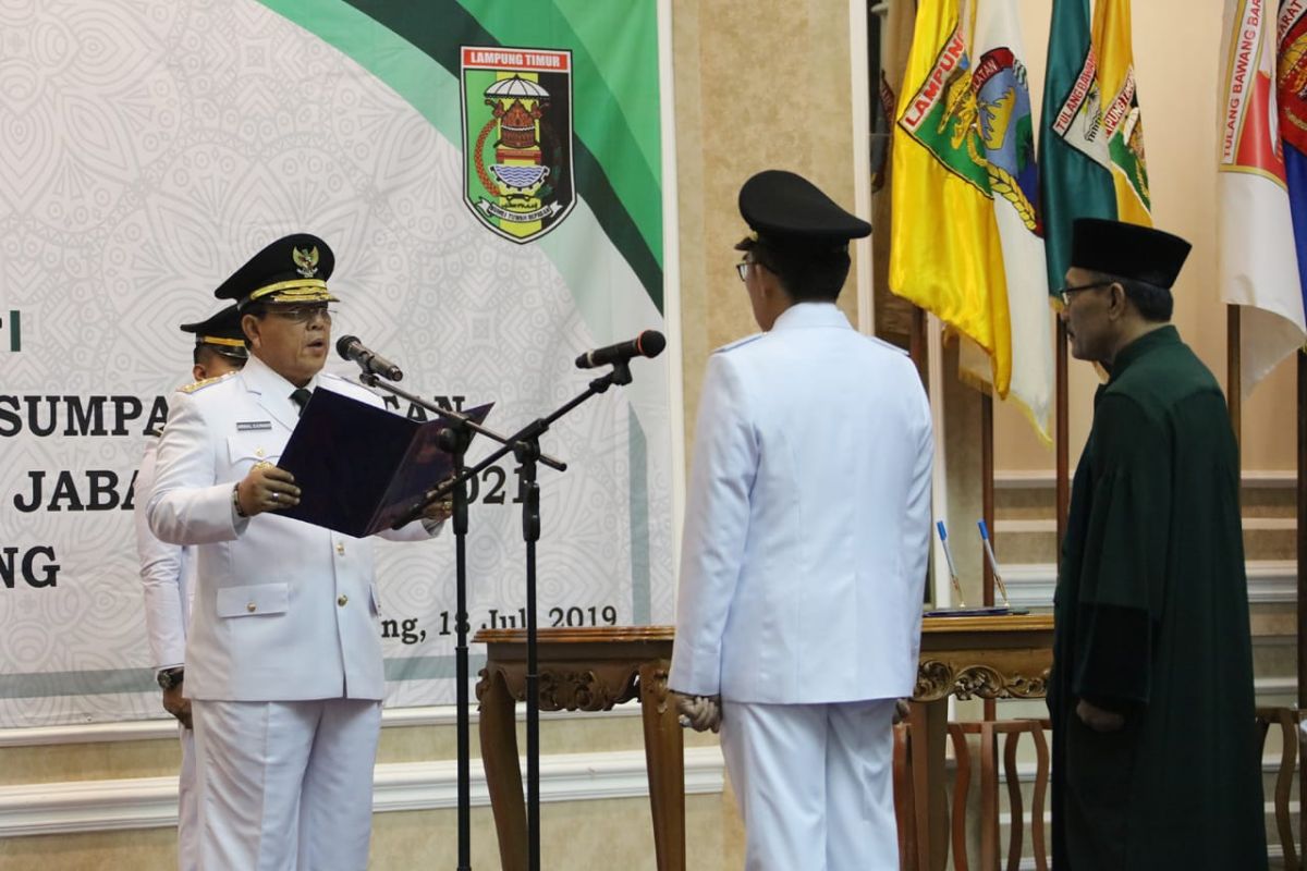 Gubernur Arinal lantik Zaiful Bokhari sebagai Bupati Lampung Timur