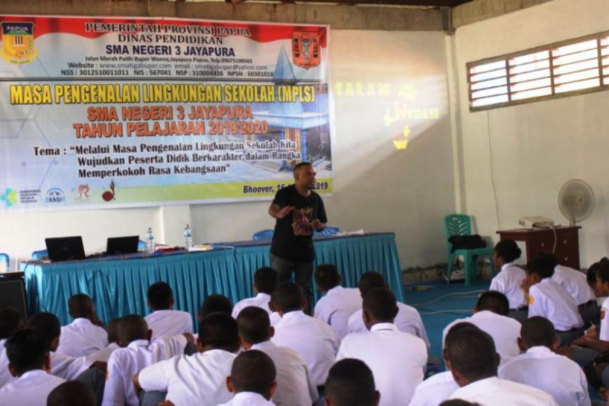 CRC dorong pelajar SMAN 3 Kota Jayapura budayakan literasi