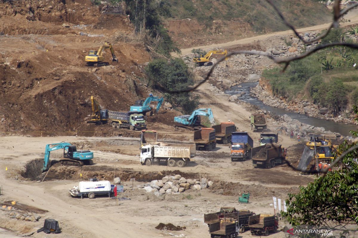 Wagub Riza berharap dua waduk di Jabar rampung akhir 2021