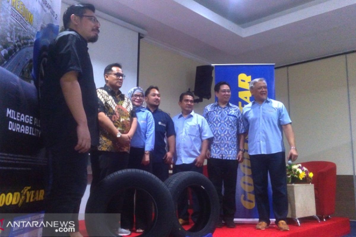 Goodyear kenalkan Goodyear Assurance DuraPulus 2 di Padang
