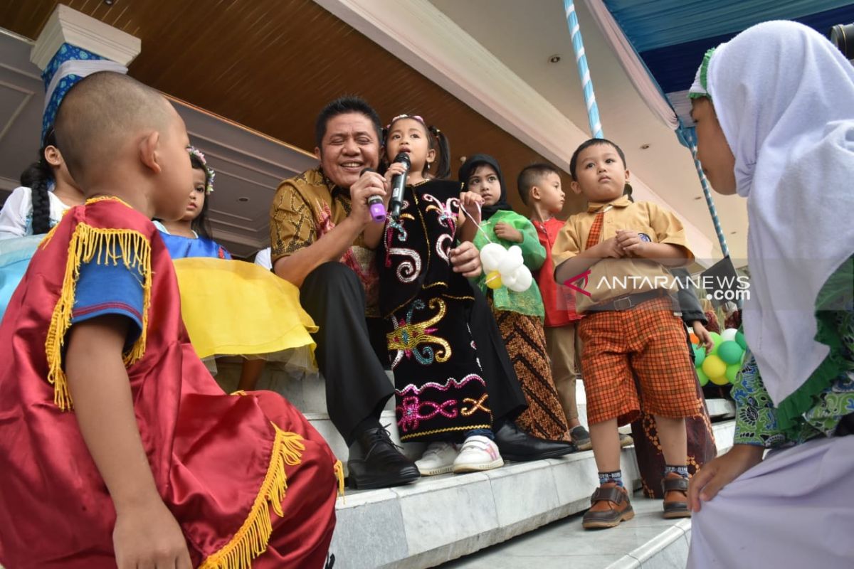 Gubernur prihatin sering terjadi kekerasan terhadap  anak