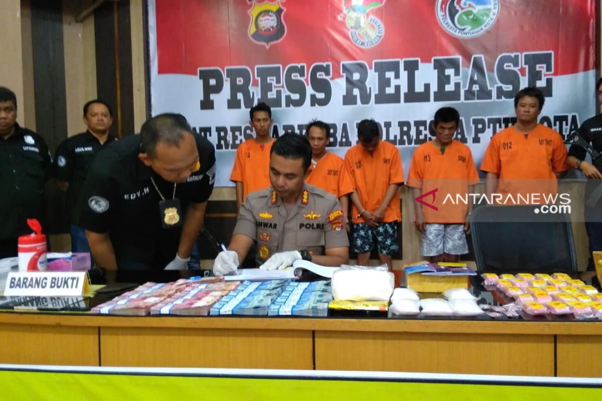 Polisi tangkap komplotan pengedar narkoba antarprovinsi