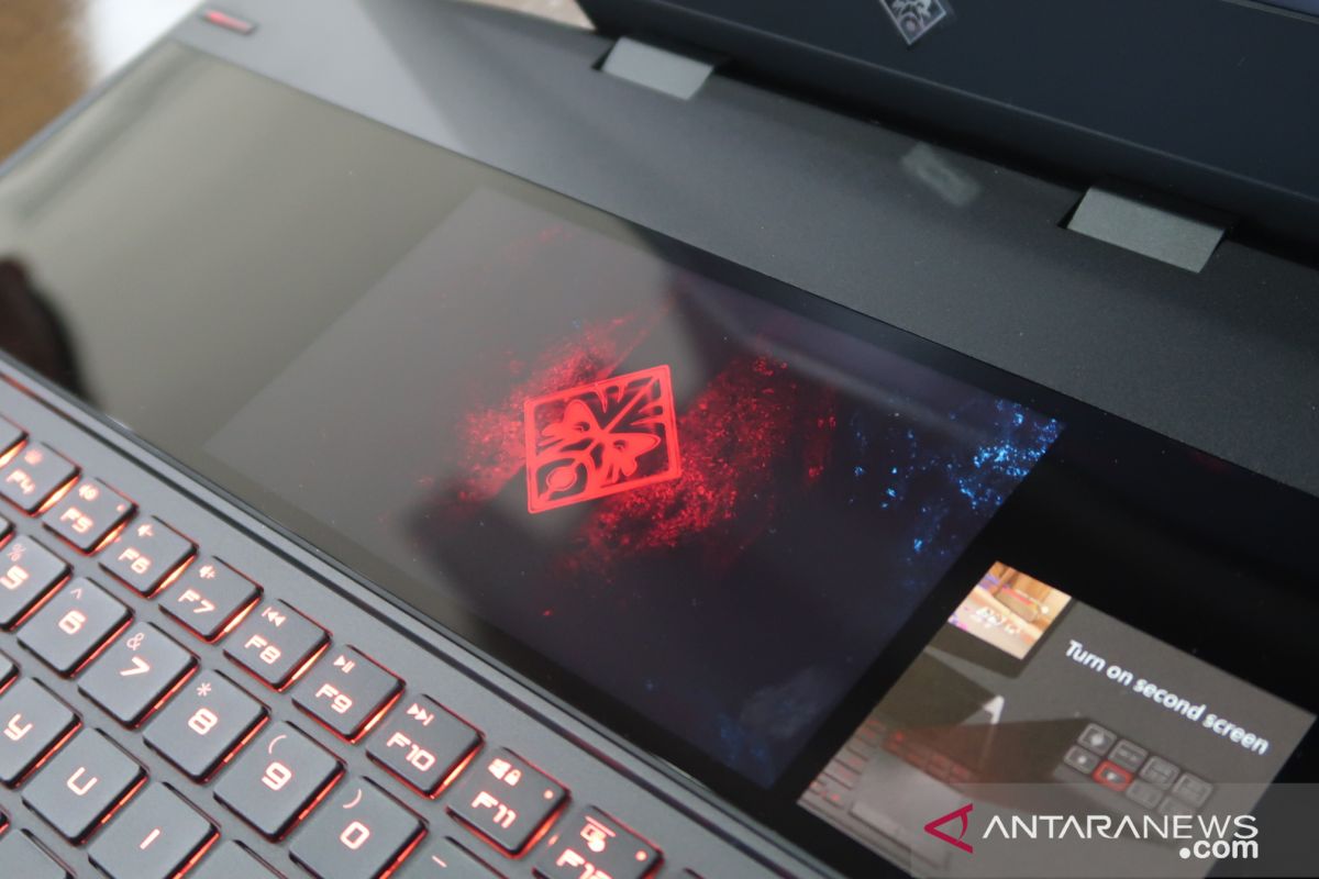 Berikut harga laptop gaming dua layar HP