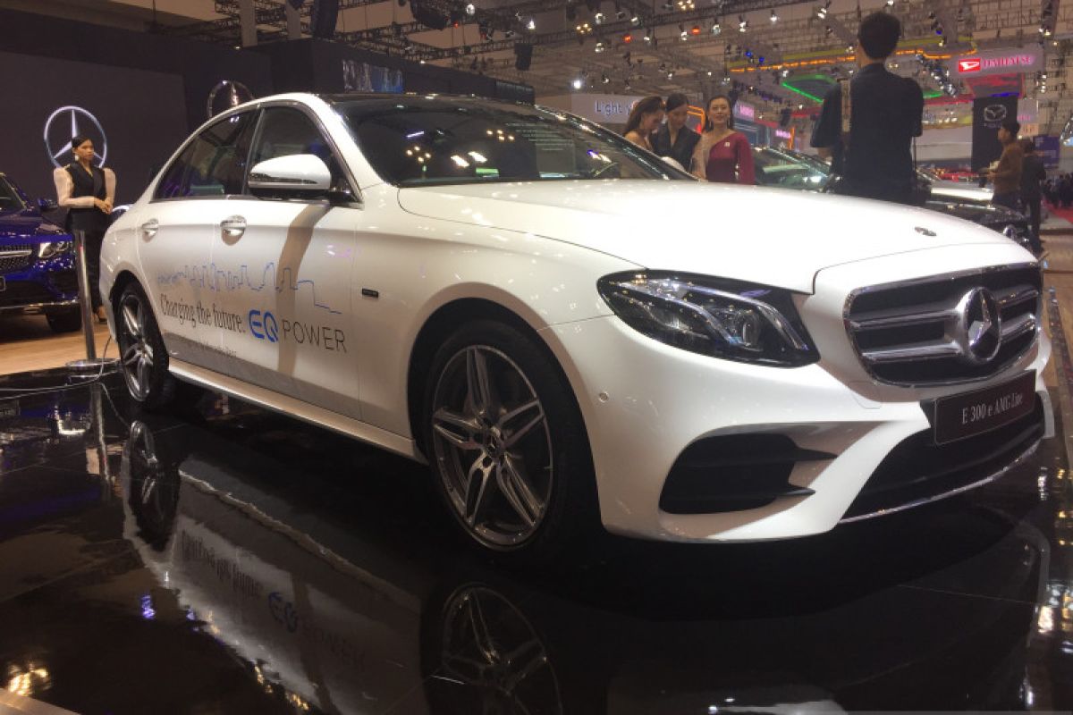 Marcedes Benz luncurkan hybrid pertamanya di GIIAS