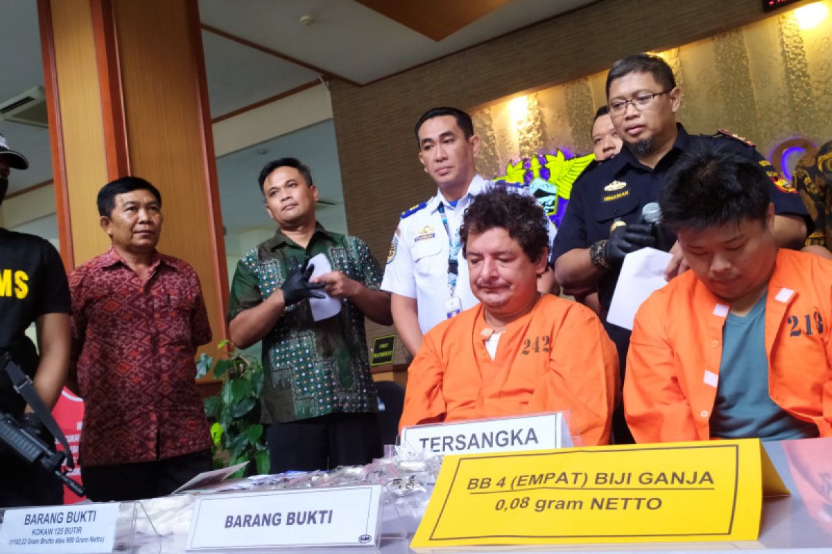 Warga Lampung ditangkap terkait paket biji ganja dari Jerman