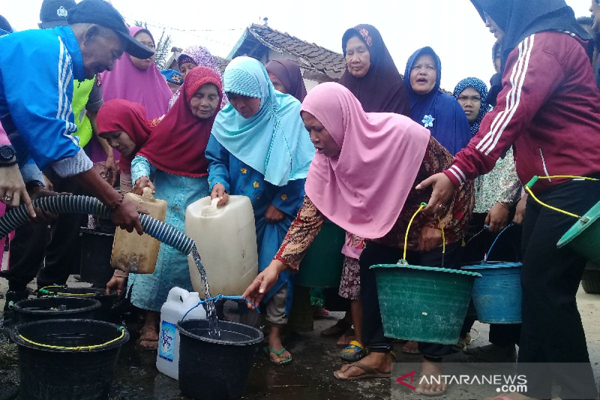 Warga Garut mulai kesulitan air bersih