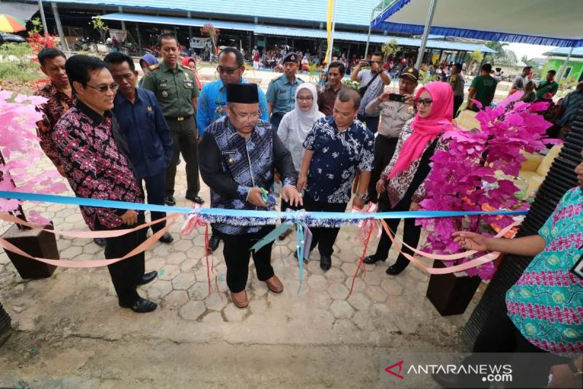 Ismu Resmikan 170 Lapak di PIS, Pedagang Diminta Segera Tempati