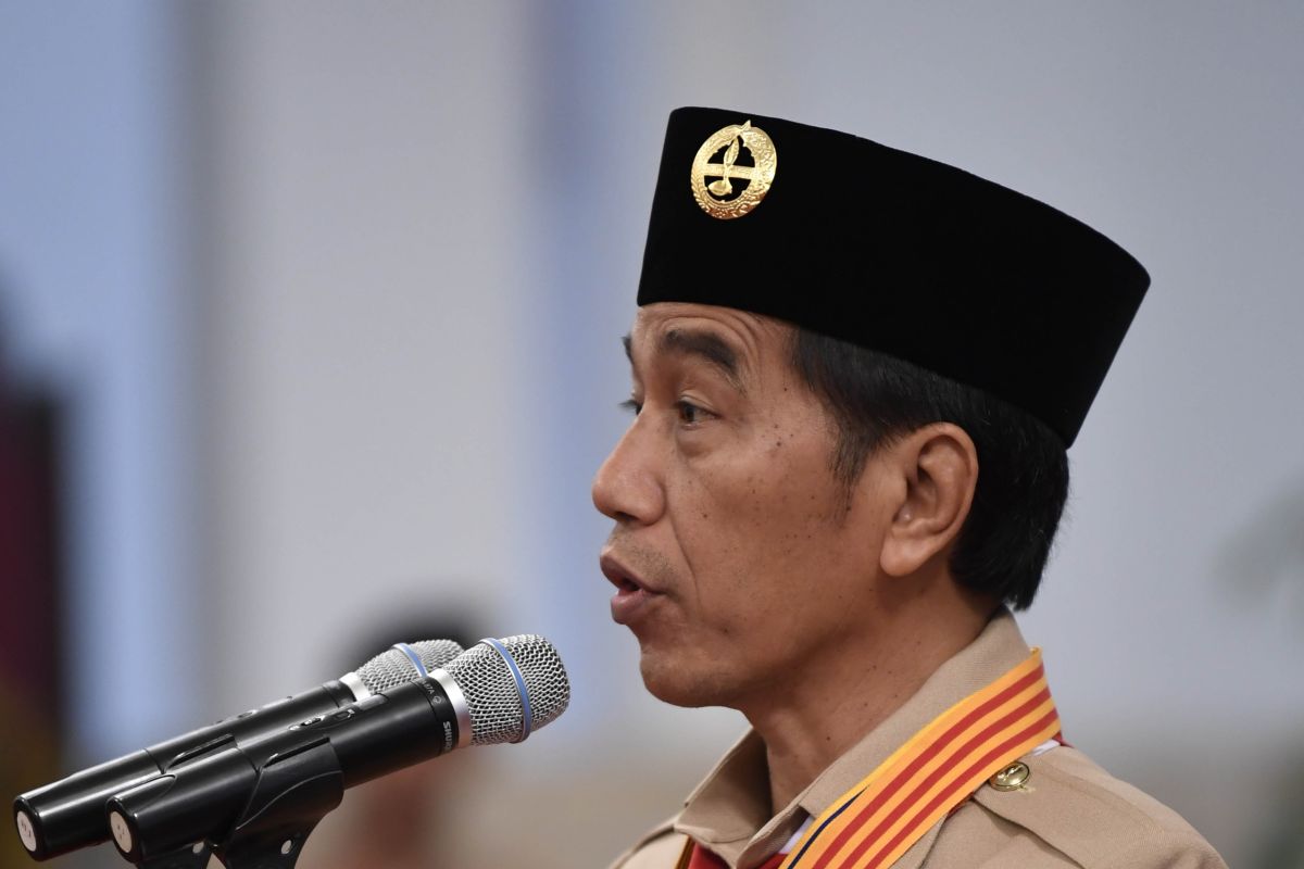 Jokowi: Jiwa dan karakter pramuka dibutuhkan saat pandemi