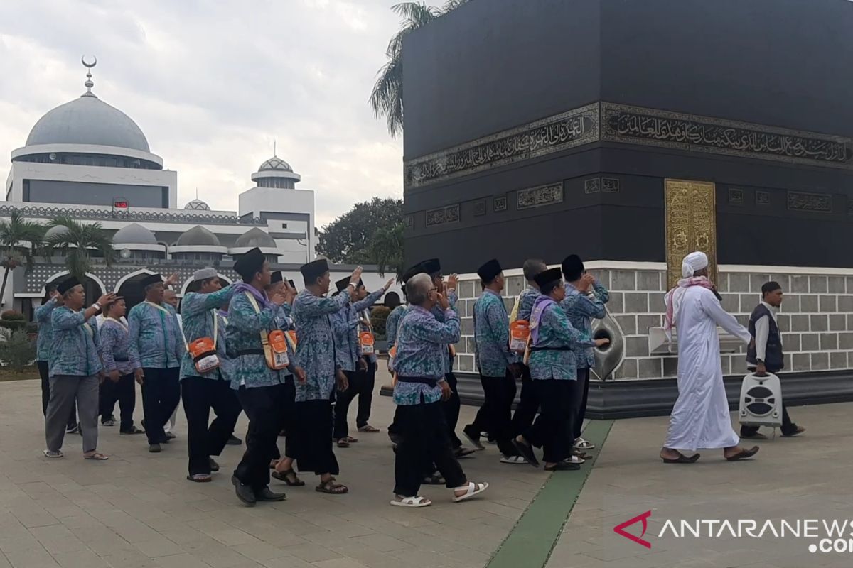 Embarkasi Jakarta Pondok Gede terima calon haji Kloter 25 asal Banten