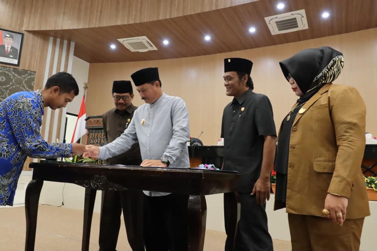 Wali Kota Madiun setujui tiga raperda inisiatif DPRD