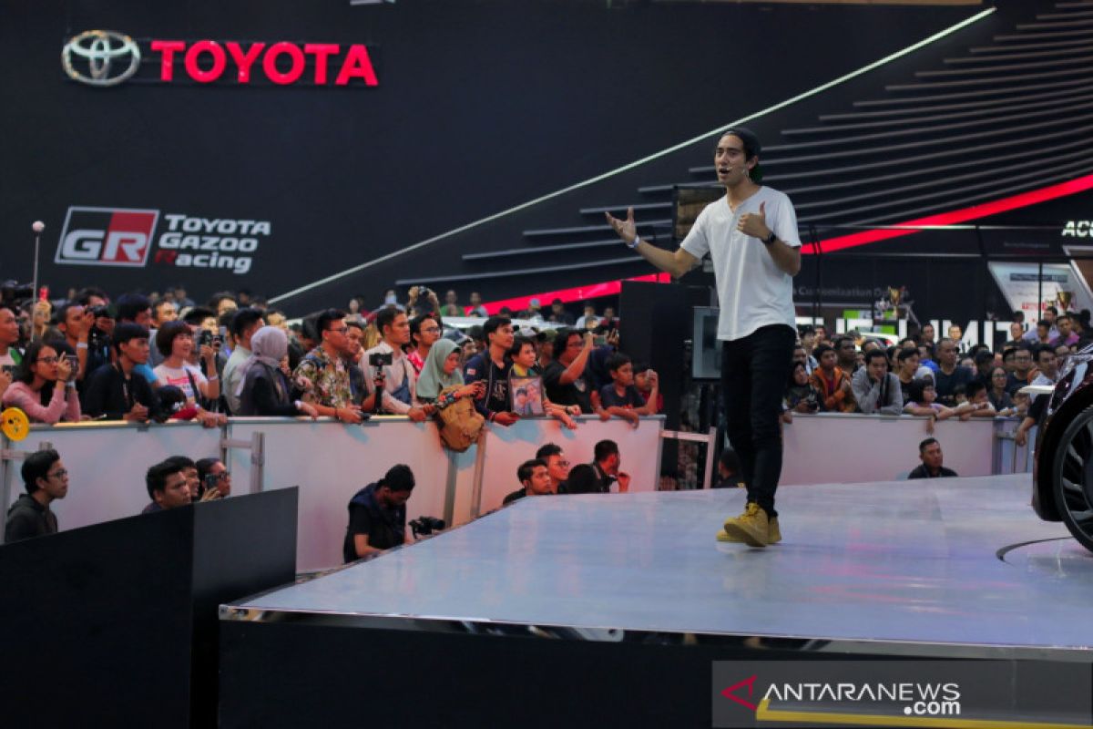 Hadir di booth Toyota, Zach King disambut meriah pengunjung GIIAS