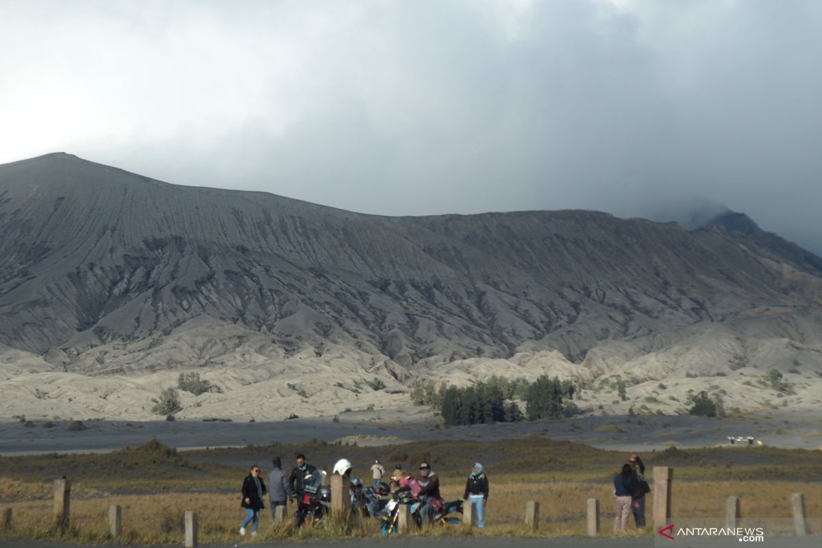 Banjir lahar dingin kaldera tak terkait dengan erupsi Gunung Bromo