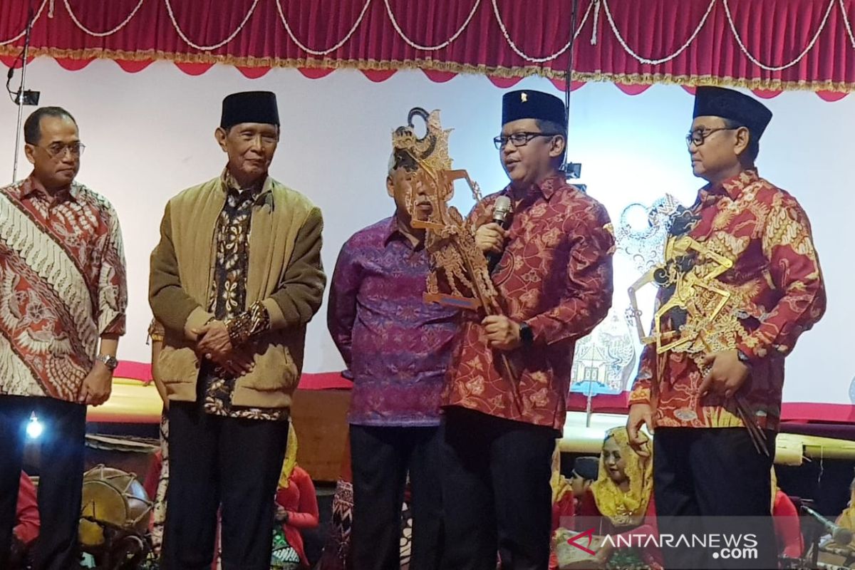 PDIP gelar wayang kulit sebagai wujud kepribadian dalam kebudayaan