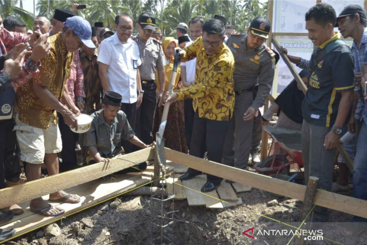 Pemerintah bangun rumah khusus nelayan di Kayong Utara