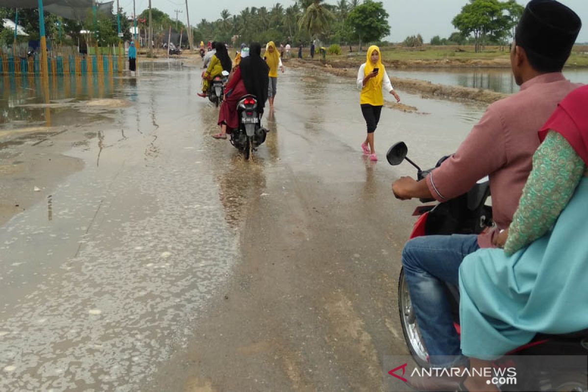 Banjir rob terjang dua desa di Aceh Utara belasan rumah berdampak