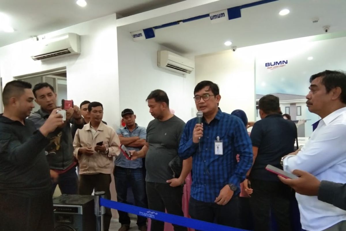 Saldo berkurang nasabah Mandiri Balikpapan urus ke bank