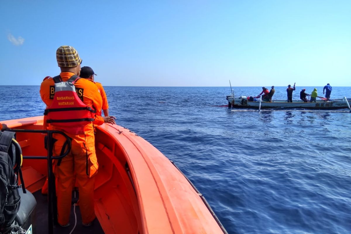 Tim SAR belum temukan nelayan hilang di Selat Lombok