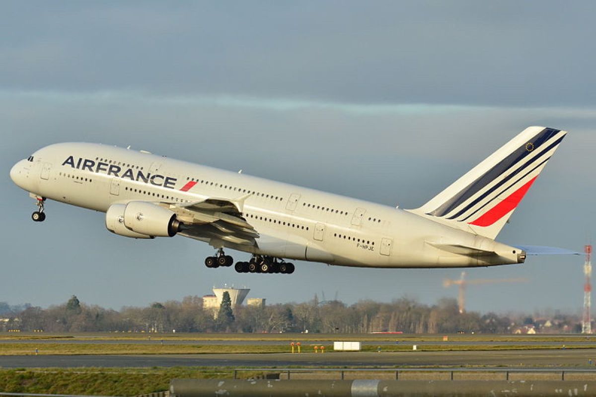 Air France tangguhkan penerbangan di wilayah udara Irak dan Iran