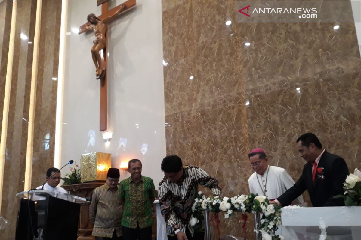 Gubernur : Gereja Katolik bentuk ketangguhan umat dari beragam pengaruh