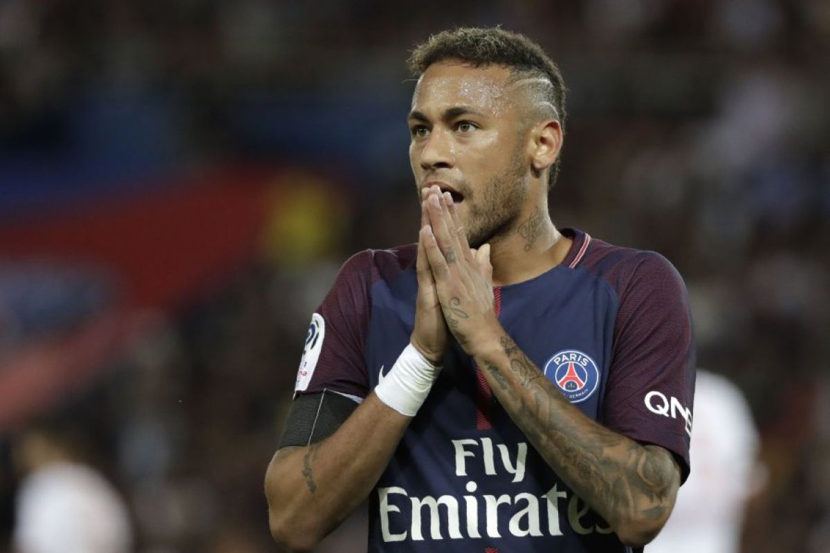 Neymar bosan di PSG, ingin balik ke Barcelona