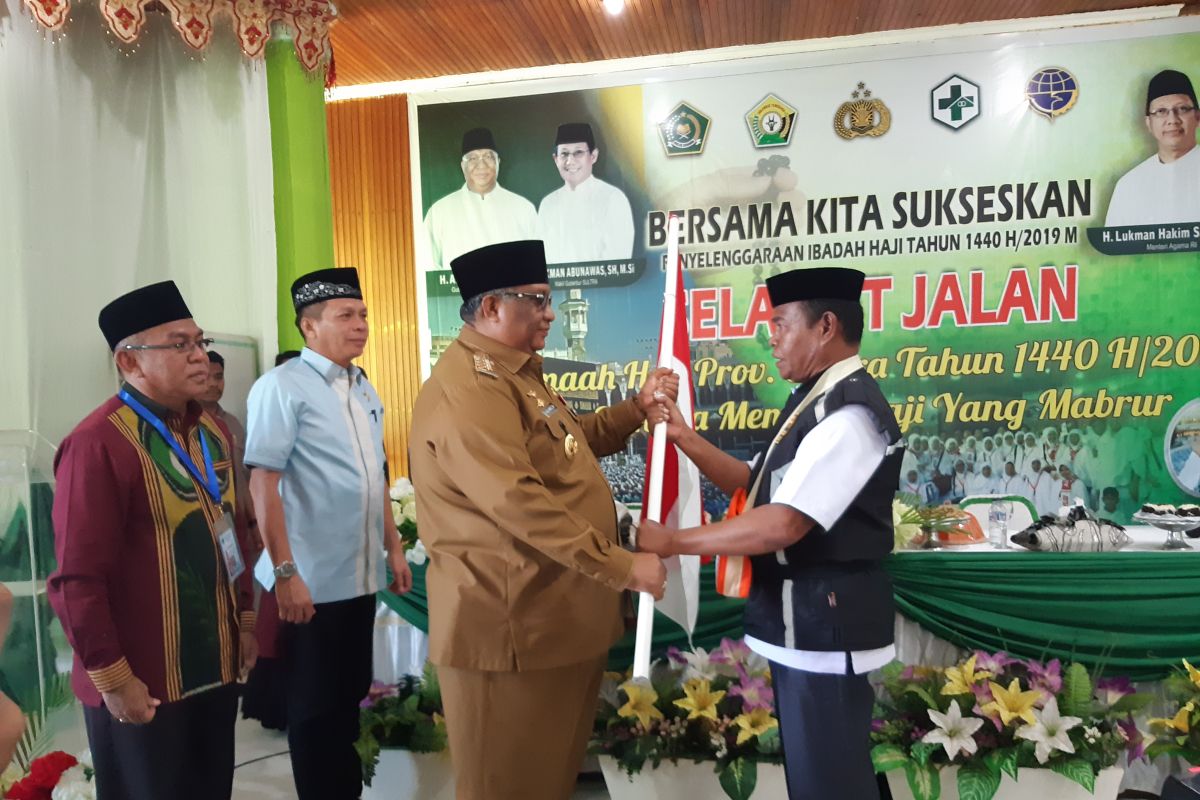 Gubernur Sultra lepas keberangkatan 2.323 jamaah calon haji 2019