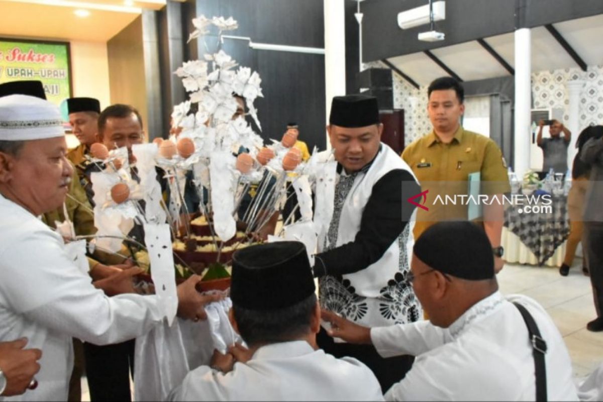 Pemkot Tanjungbalai upah-upah 177 jamaah calhaj