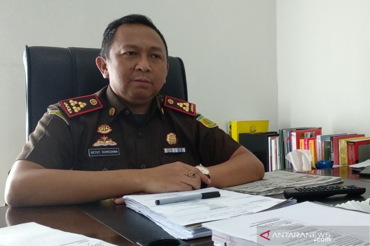 Kepala Desa Lingsar jadi tersangka dugaan korupsi dana CSR PDAM Giri Menang