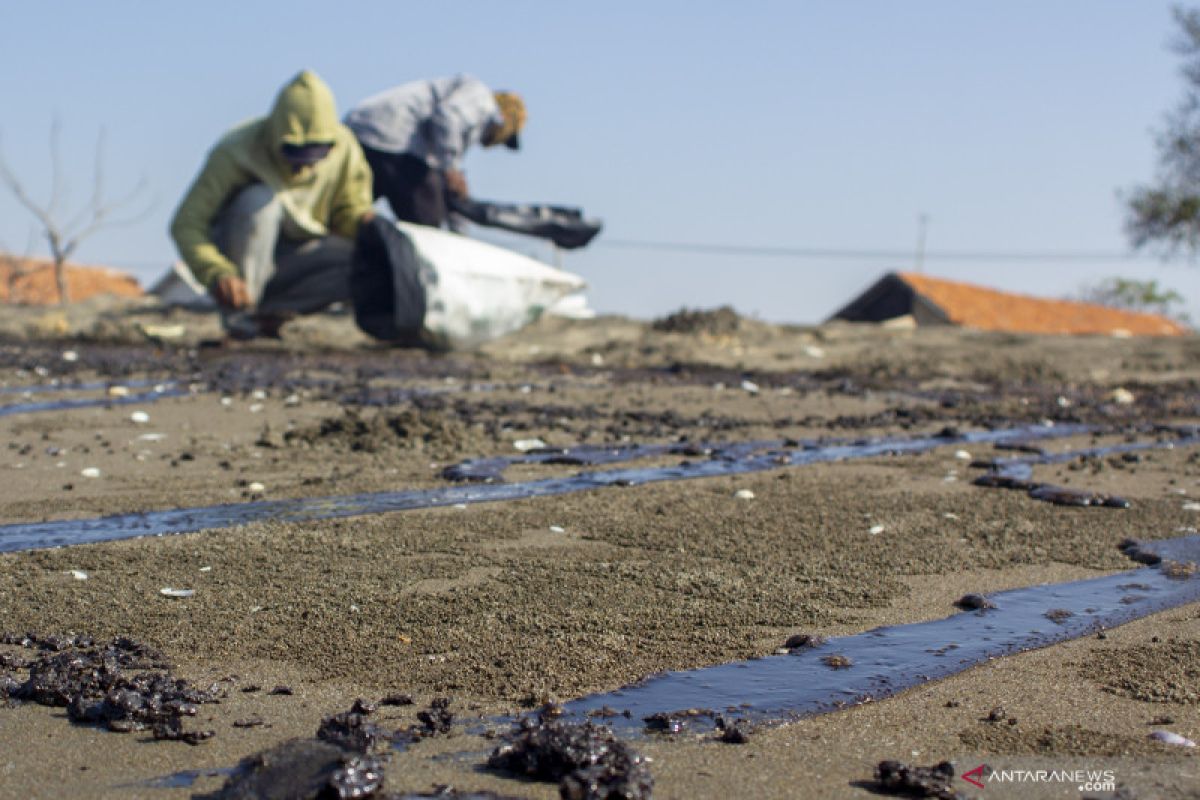 Kebocoran pipa minyak Pertamina di Karawang berhasil ditutup