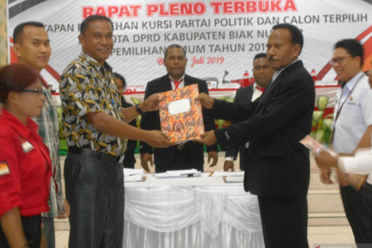 KPU Biak Numfor tetapkan 25 caleg terpilih DPRD hasil pemilu 2019